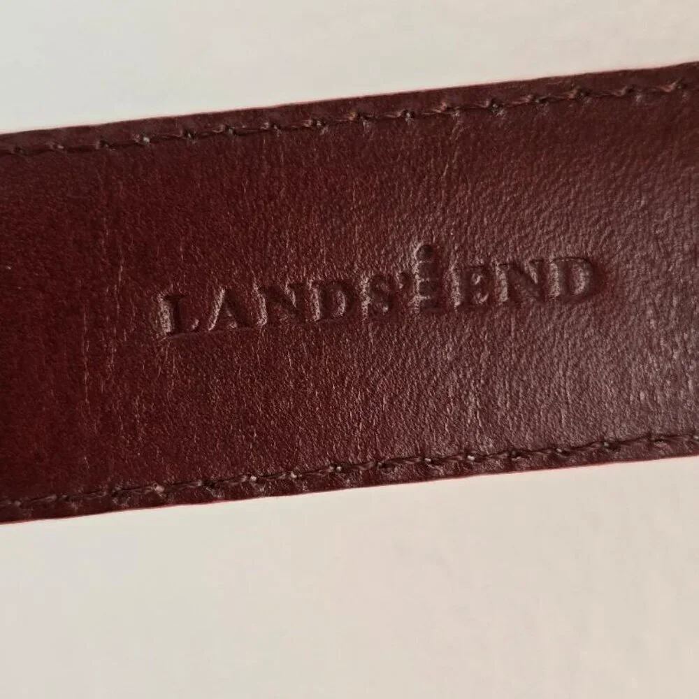 Land’s End Vintage Women’s genuine leather Belt in Peach w silver buckle Size 46
